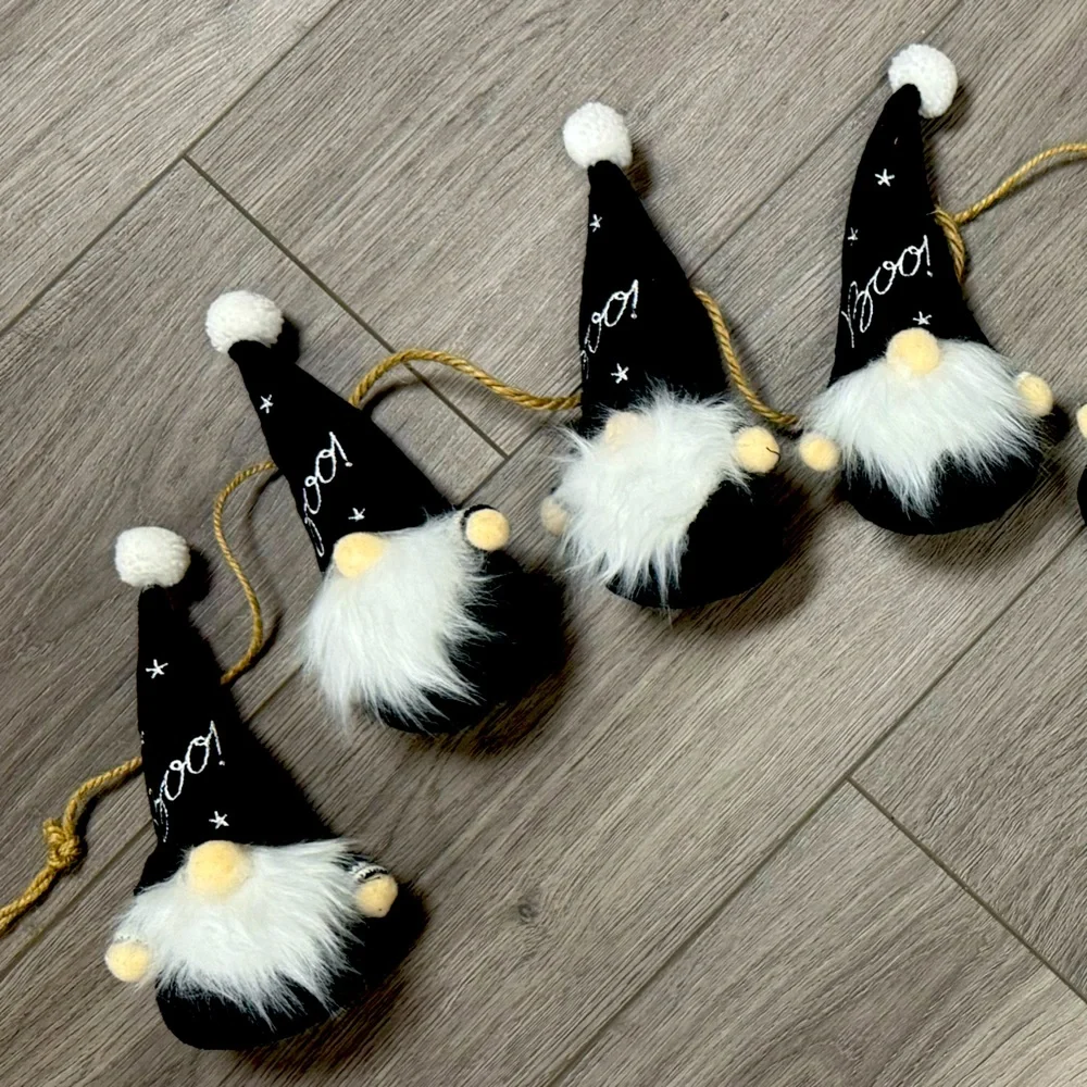 Halloween Witch Wizard Gnomes Garland Banner Boo Black White Mantel Decor 6ft
